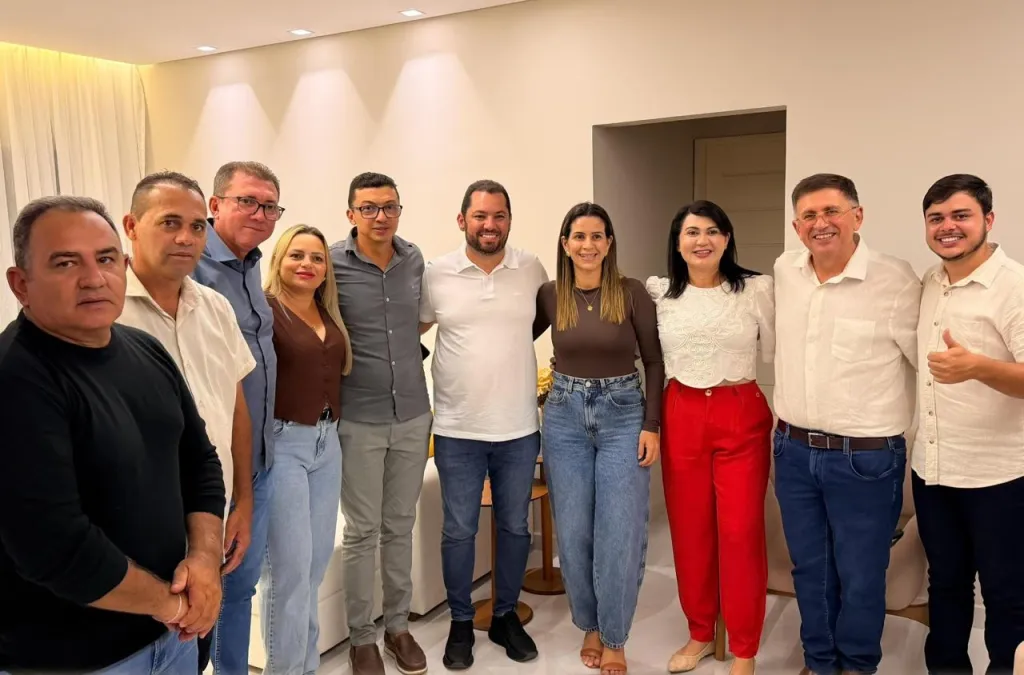 Eliane Soares consolida base política e recebe apoio de lideranças de Itapetim
